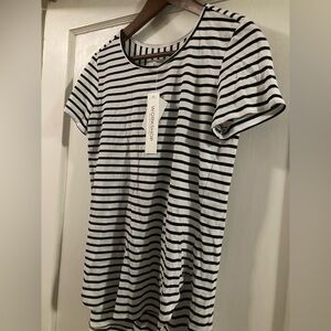 WORKSHOP Republic NWT Striped Tee in White and Black